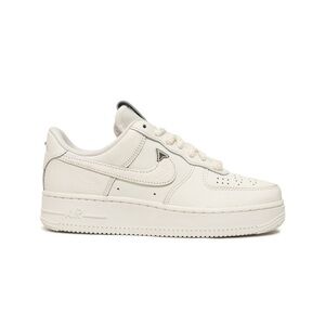 Nike Air Force 1 '07 LV8